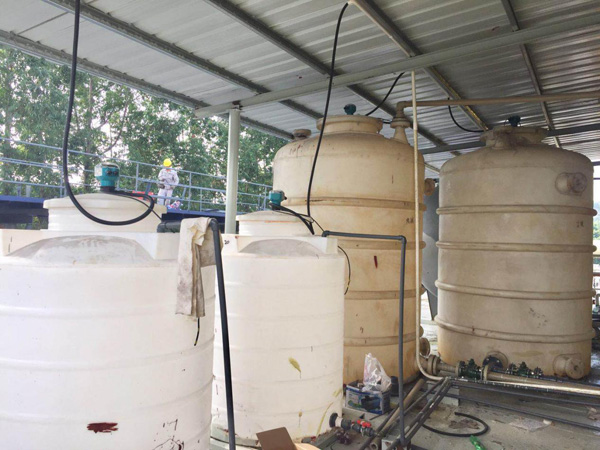 超聲波液位計現(xiàn)場安裝圖 超聲波液位計現(xiàn)場安裝圖