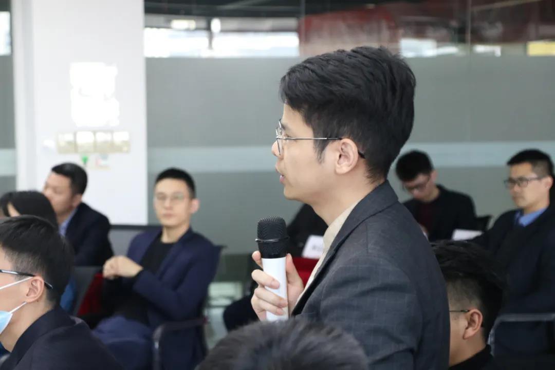 現(xiàn)場(chǎng)學(xué)員溝通 現(xiàn)場(chǎng)學(xué)員溝通