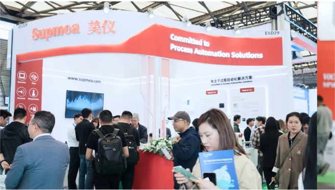 現(xiàn)場(chǎng)拍攝 現(xiàn)場(chǎng)拍攝